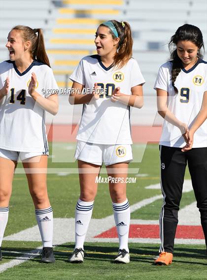 Thumbnail 2 in Menlo School vs. Burlingame (CIF CCS D3 Final) photogallery.
