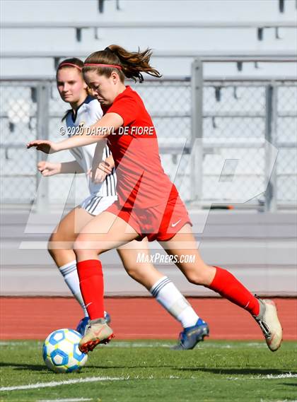 Thumbnail 2 in Menlo School vs. Burlingame (CIF CCS D3 Final) photogallery.