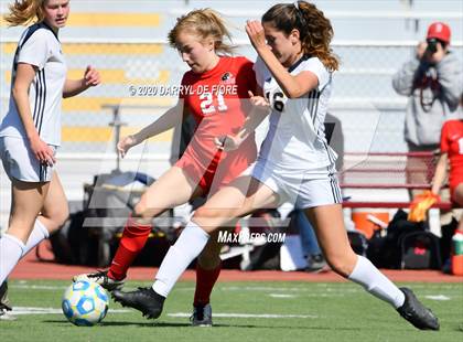 Thumbnail 2 in Menlo School vs. Burlingame (CIF CCS D3 Final) photogallery.