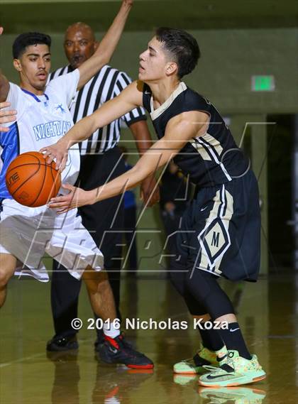 Thumbnail 2 in Marquez vs. Maywood (CIF LA City Section D4 Final) photogallery.