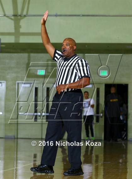 Thumbnail 2 in Marquez vs. Maywood (CIF LA City Section D4 Final) photogallery.