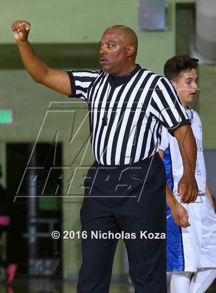 Thumbnail 2 in Marquez vs. Maywood (CIF LA City Section D4 Final) photogallery.