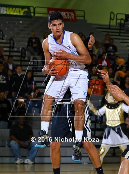Thumbnail 2 in Marquez vs. Maywood (CIF LA City Section D4 Final) photogallery.