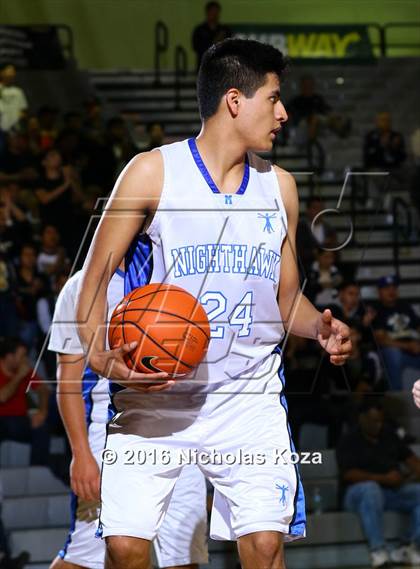 Thumbnail 3 in Marquez vs. Maywood (CIF LA City Section D4 Final) photogallery.