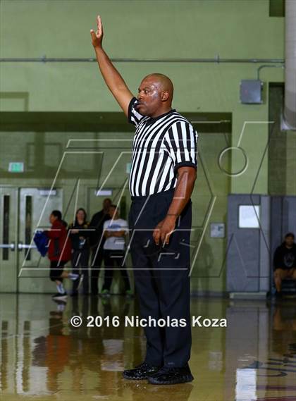 Thumbnail 1 in Marquez vs. Maywood (CIF LA City Section D4 Final) photogallery.