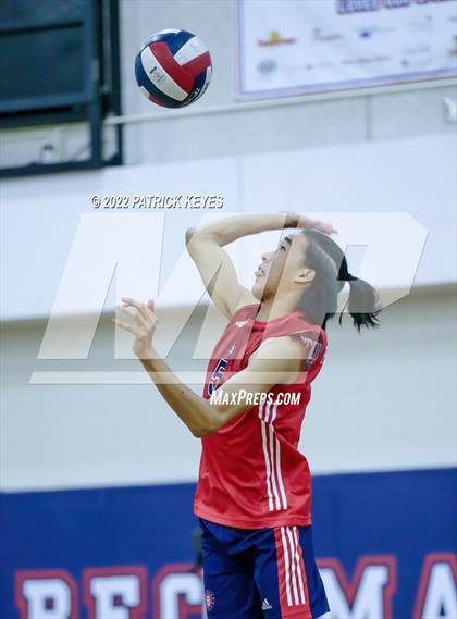 Thumbnail 2 in Irvine @ Beckman photogallery.