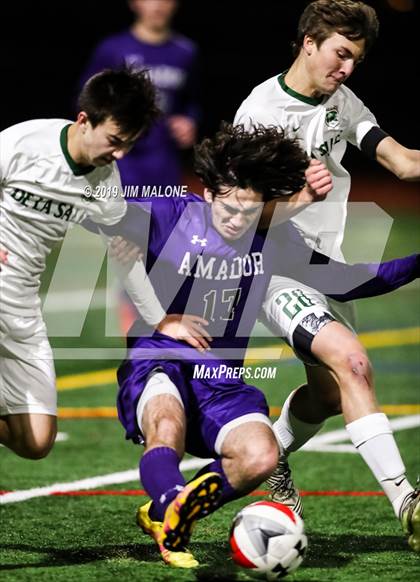 Thumbnail 2 in De La Salle @ Amador Valley photogallery.