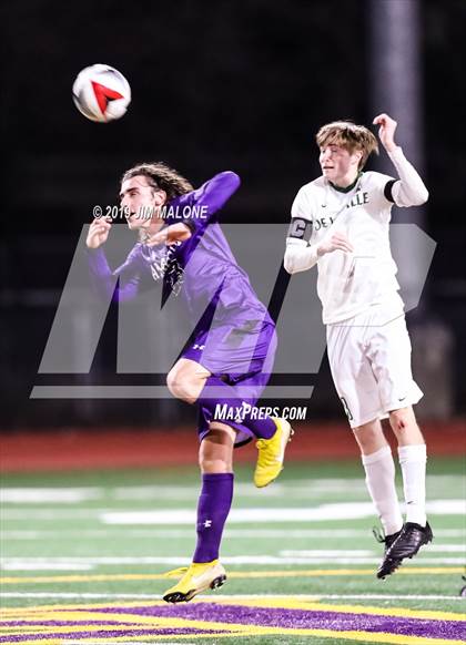 Thumbnail 3 in De La Salle @ Amador Valley photogallery.