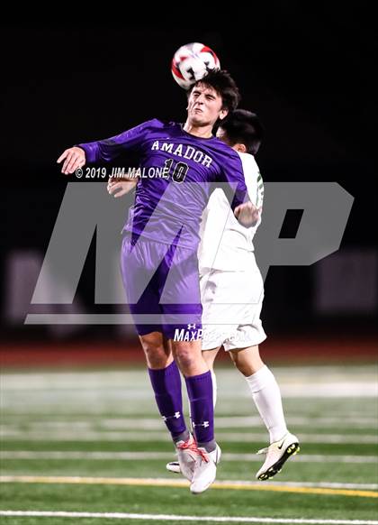 Thumbnail 2 in De La Salle @ Amador Valley photogallery.