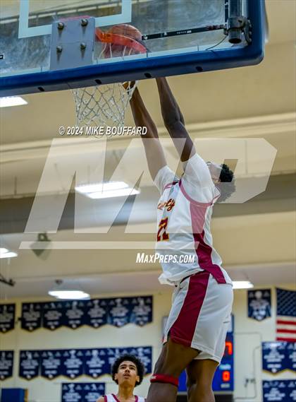 Thumbnail 2 in San Luis Obispo vs Liberty (Santa Barbara Holiday Classic) photogallery.