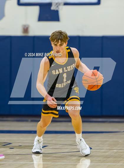 Thumbnail 3 in San Luis Obispo vs Liberty (Santa Barbara Holiday Classic) photogallery.