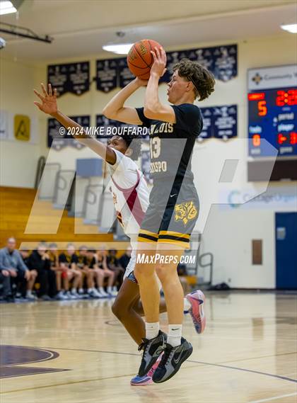Thumbnail 3 in San Luis Obispo vs Liberty (Santa Barbara Holiday Classic) photogallery.