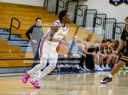 Thumbnail 2 in San Luis Obispo vs Liberty (Santa Barbara Holiday Classic) photogallery.