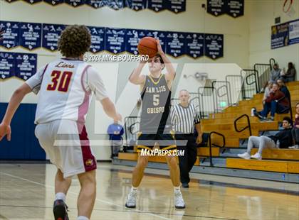 Thumbnail 2 in San Luis Obispo vs Liberty (Santa Barbara Holiday Classic) photogallery.