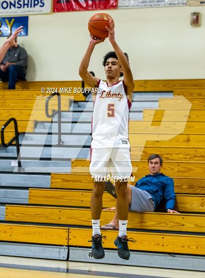 Thumbnail 2 in San Luis Obispo vs Liberty (Santa Barbara Holiday Classic) photogallery.