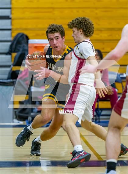 Thumbnail 3 in San Luis Obispo vs Liberty (Santa Barbara Holiday Classic) photogallery.