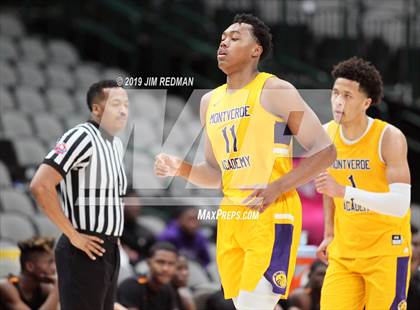 Thumbnail 3 in Montverde Academy vs. Yates (Thanksgiving Hoopfest) photogallery.