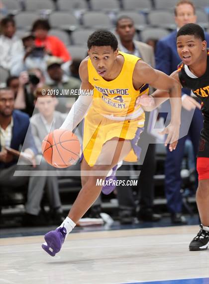 Thumbnail 2 in Montverde Academy vs. Yates (Thanksgiving Hoopfest) photogallery.