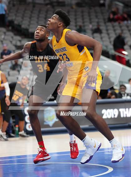 Thumbnail 2 in Montverde Academy vs. Yates (Thanksgiving Hoopfest) photogallery.