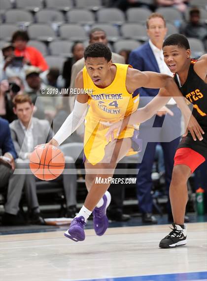 Thumbnail 1 in Montverde Academy vs. Yates (Thanksgiving Hoopfest) photogallery.