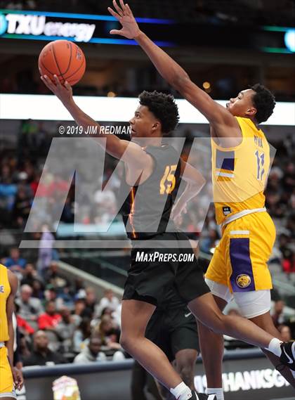 Thumbnail 1 in Montverde Academy vs. Yates (Thanksgiving Hoopfest) photogallery.