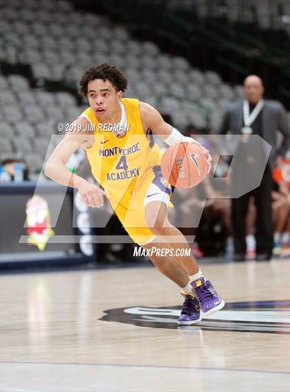 Thumbnail 2 in Montverde Academy vs. Yates (Thanksgiving Hoopfest) photogallery.