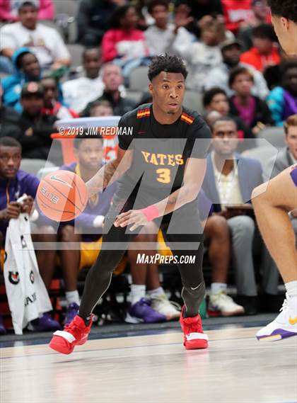 Thumbnail 1 in Montverde Academy vs. Yates (Thanksgiving Hoopfest) photogallery.