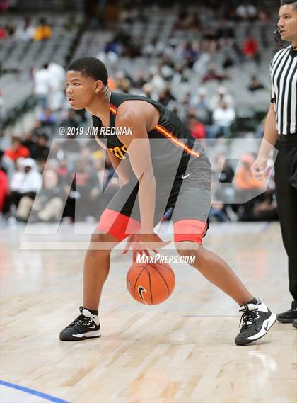 Thumbnail 1 in Montverde Academy vs. Yates (Thanksgiving Hoopfest) photogallery.