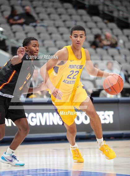 Thumbnail 1 in Montverde Academy vs. Yates (Thanksgiving Hoopfest) photogallery.