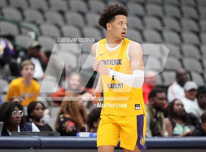 Thumbnail 1 in Montverde Academy vs. Yates (Thanksgiving Hoopfest) photogallery.