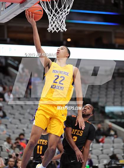 Thumbnail 3 in Montverde Academy vs. Yates (Thanksgiving Hoopfest) photogallery.