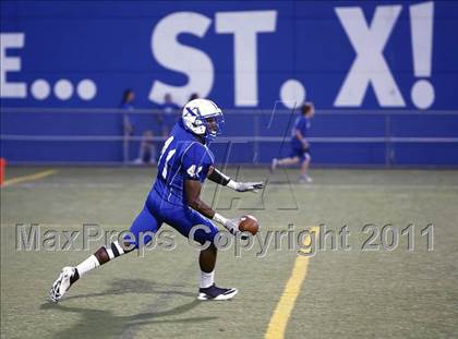 Thumbnail 2 in Archbishop Moeller @ St. Xavier photogallery.