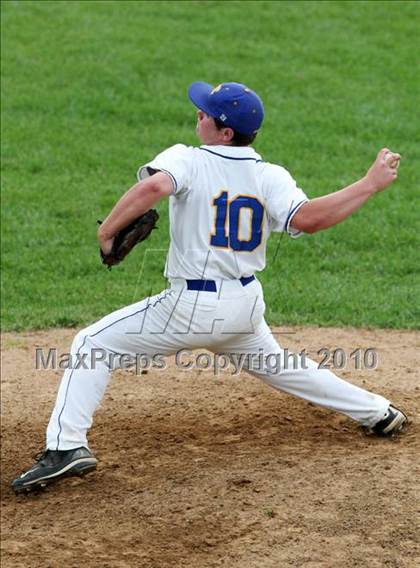 Thumbnail 2 in Dixie Heights @ Newport Central Catholic photogallery.