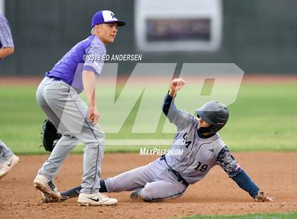 Thumbnail 2 in Yerington vs. Lake Mead Academy (NIAA 2A Semifinals) photogallery.