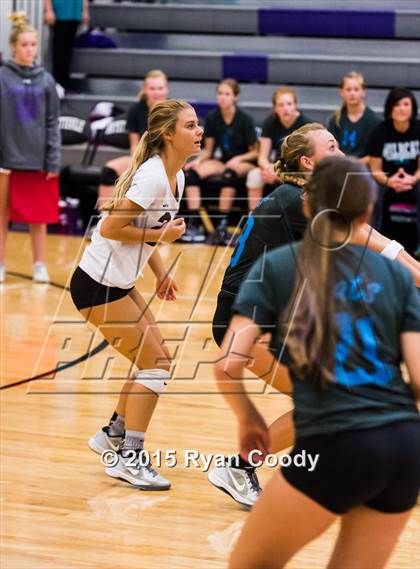 Thumbnail 3 in Northside vs. Logan-Rogersville photogallery.