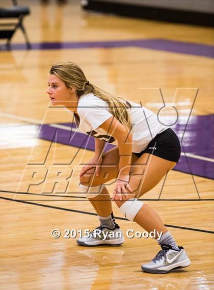 Thumbnail 3 in Northside vs. Logan-Rogersville photogallery.