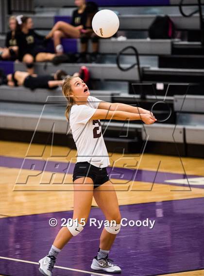 Thumbnail 3 in Northside vs. Logan-Rogersville photogallery.