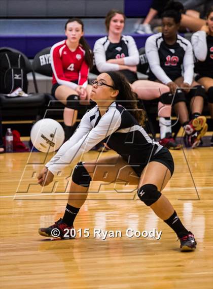 Thumbnail 2 in Northside vs. Logan-Rogersville photogallery.