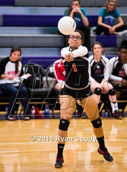 Thumbnail 3 in Northside vs. Logan-Rogersville photogallery.