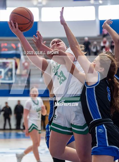 Thumbnail 3 in Hamilton Southeastern vs. Valparaiso (IHSAA 4A Frankfort Semi-State) photogallery.