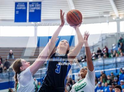Thumbnail 1 in Hamilton Southeastern vs. Valparaiso (IHSAA 4A Frankfort Semi-State) photogallery.