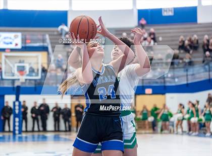 Thumbnail 1 in Hamilton Southeastern vs. Valparaiso (IHSAA 4A Frankfort Semi-State) photogallery.