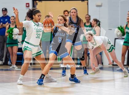 Thumbnail 1 in Hamilton Southeastern vs. Valparaiso (IHSAA 4A Frankfort Semi-State) photogallery.