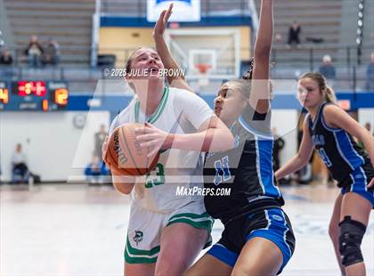Thumbnail 3 in Hamilton Southeastern vs. Valparaiso (IHSAA 4A Frankfort Semi-State) photogallery.