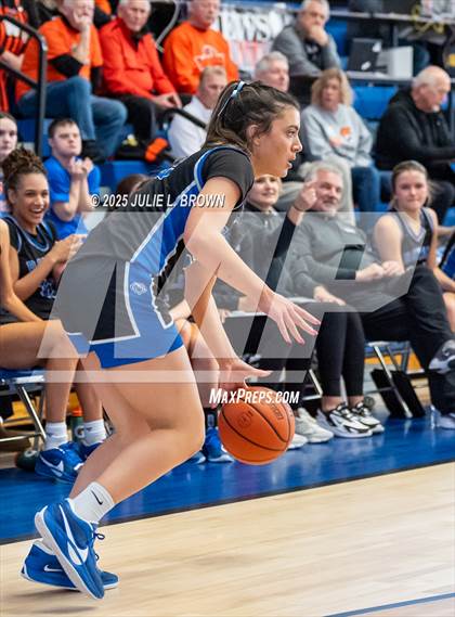 Thumbnail 2 in Hamilton Southeastern vs. Valparaiso (IHSAA 4A Frankfort Semi-State) photogallery.
