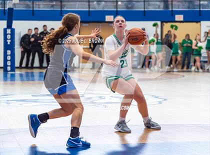 Thumbnail 3 in Hamilton Southeastern vs. Valparaiso (IHSAA 4A Frankfort Semi-State) photogallery.
