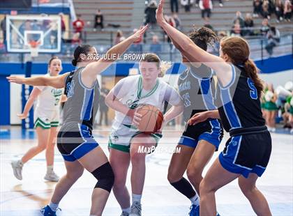 Thumbnail 1 in Hamilton Southeastern vs. Valparaiso (IHSAA 4A Frankfort Semi-State) photogallery.