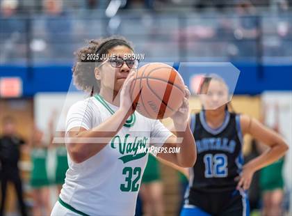 Thumbnail 3 in Hamilton Southeastern vs. Valparaiso (IHSAA 4A Frankfort Semi-State) photogallery.