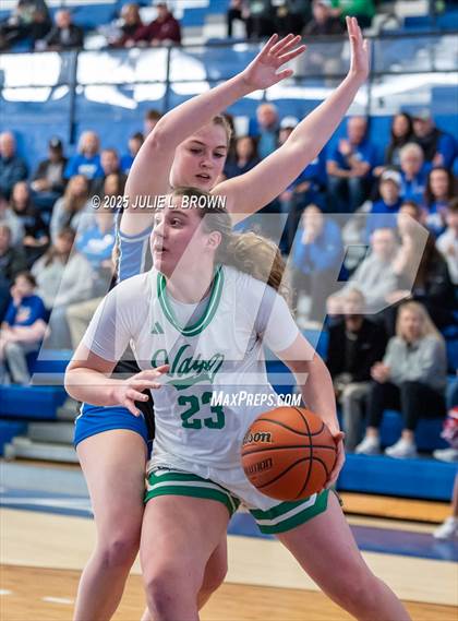Thumbnail 1 in Hamilton Southeastern vs. Valparaiso (IHSAA 4A Frankfort Semi-State) photogallery.