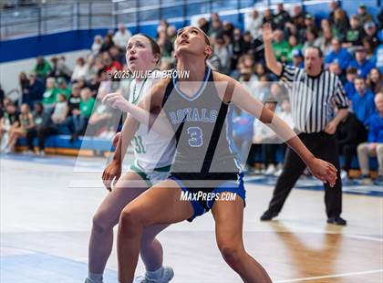 Thumbnail 3 in Hamilton Southeastern vs. Valparaiso (IHSAA 4A Frankfort Semi-State) photogallery.